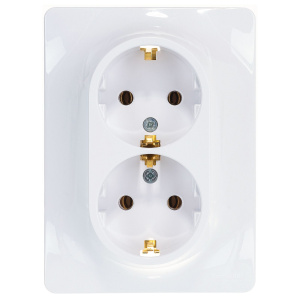 Розетка Бланка 2 мест. внутренняя с зазем. 