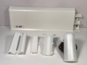 Соединитель к плинтусу 001 80мм